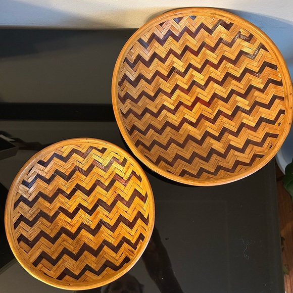 Chevron Pattern Woven Rattan Baskets (set of 2) - Picture 2 of 3